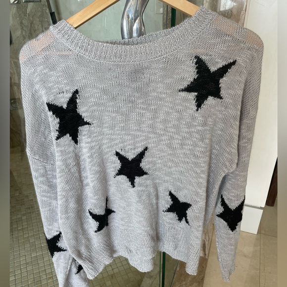 Elan Sweaters - Lovely Elan Star Sweater